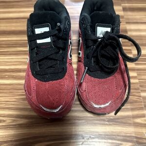 New Balance Kids Red and Black Sneakers
